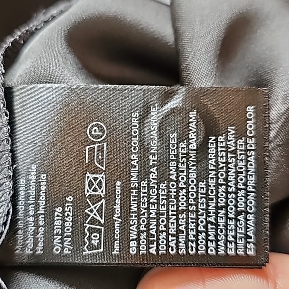 H&m Black Maxi Dress - Picture 7 of 7